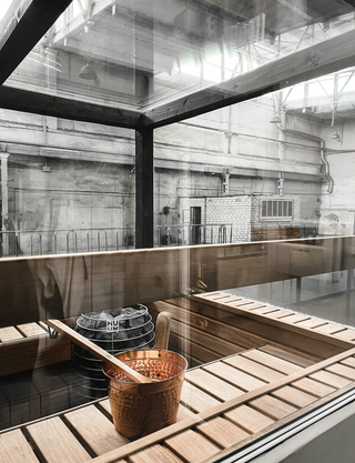 Outdoor Glass Saunas