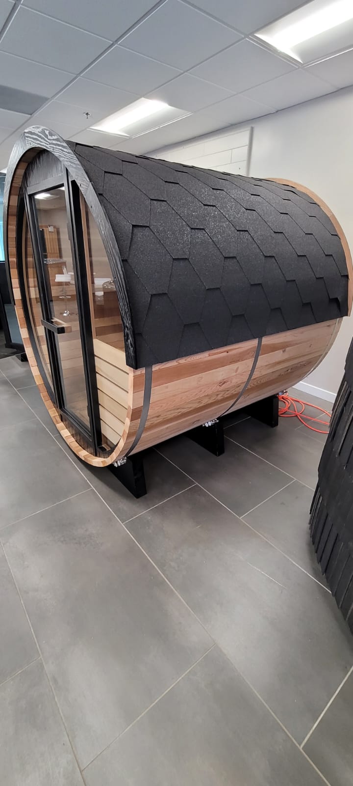 Finnmark 4-Person FD-6 Combo Hybrid Barrel Sauna