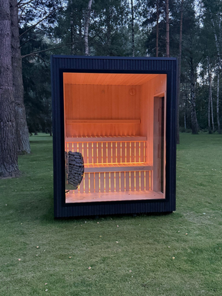 Jonas S 4-Person Traditional Insulated Sauna Cube